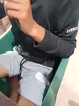 Snapshot of bananadick____ chatting on March 16, 2025, 7:15 am bananadick     online show from March 16, 2025, 7:15 am