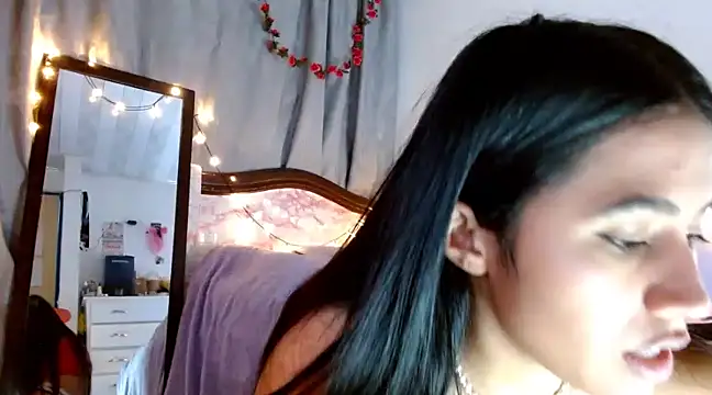 brihanna lena online show from January 26, 2025, 4:51 am