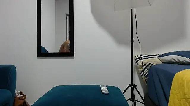 Snapshot of dream_fulfilled chatting on February 27, 2025, 12:23 pm dream fulfilled online show from February 27, 2025, 12:23 pm