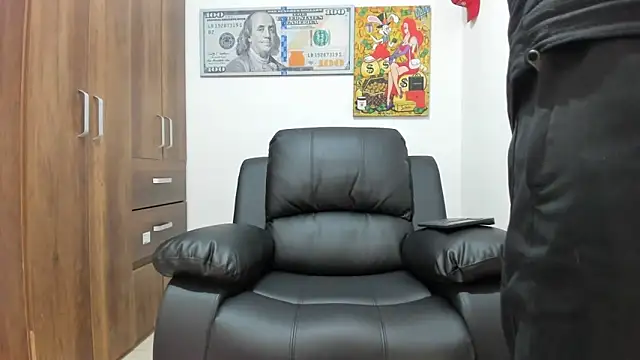 Snapshot of boss_of_cash chatting on September 20, 2025, 7:37 pm boss of cash online show from September 20, 2025, 7:37 pm