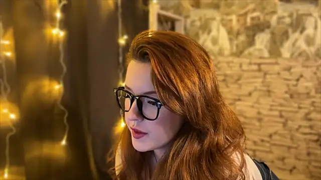 Snapshot of LaurenRossss chatting on January 13, 2025, 11:17 pm LaurenRossss online show from January 13, 2025, 11:17 pm