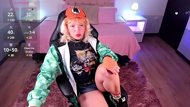 lady noize online show from March 3, 2025, 7:28 pm