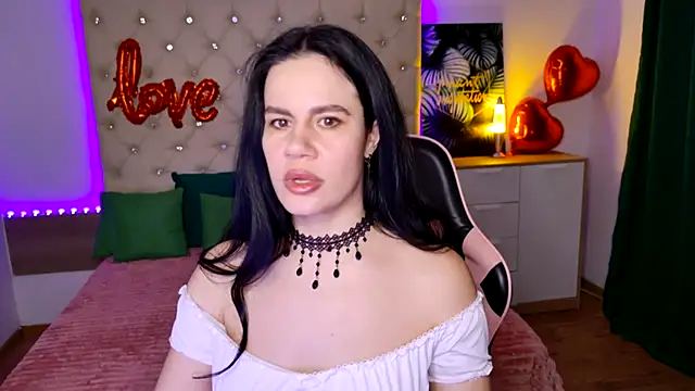 KattieSims online show from February 7, 2025, 7:40 am