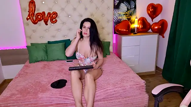 KattieSims online show from February 9, 2025, 3:43 am