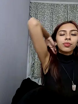 Jazmin-Cerezita online show from September 11, 2025, 3:06 am