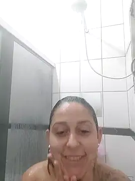 baixinhaloira online show from December 15, 2024, 12:18 am