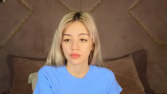 STELLA RICH online show from January 24, 2025, 6:24 am