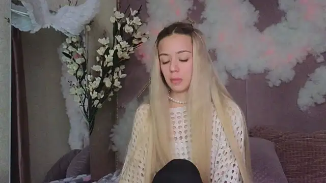 STELLA RICH online show from February 23, 2025, 1:02 am