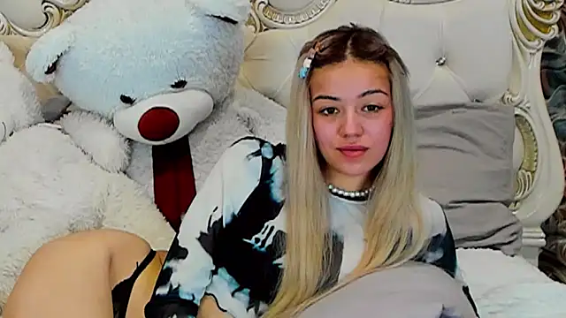 STELLA RICH online show from February 25, 2025, 12:25 am