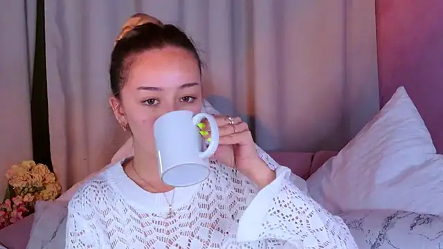 STELLA RICH online show from September 14, 2025, 9:25 pm