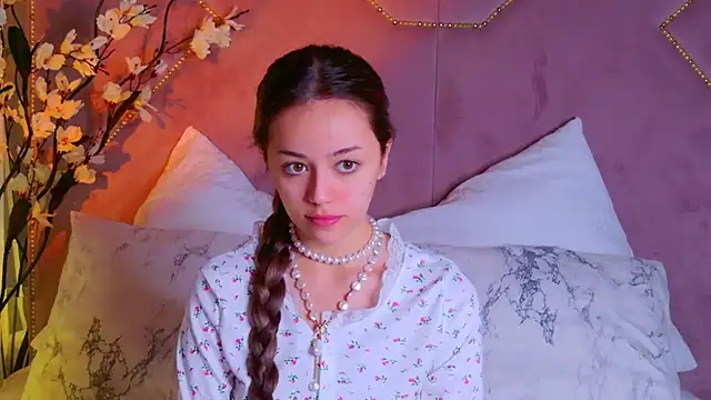 STELLA RICH online show from October 10, 2025, 9:14 pm