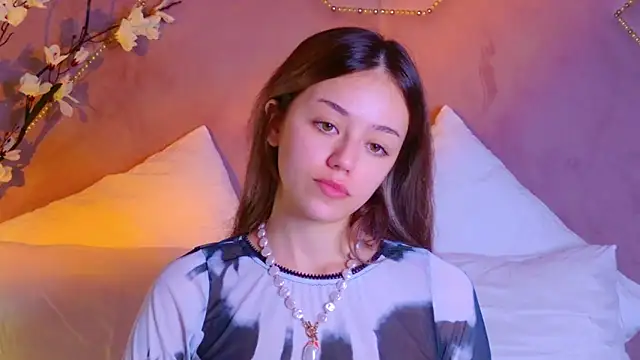 STELLA RICH online show from October 15, 2025, 8:53 pm