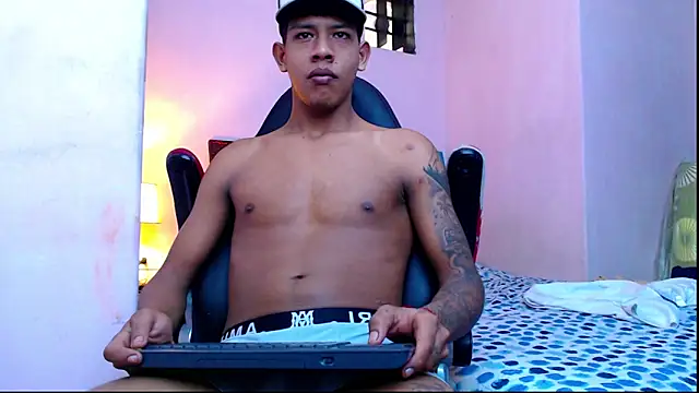 Snapshot of mr_stiven_ chatting on January 24, 2025, 6:03 am mr stiven  online show from January 24, 2025, 6:03 am