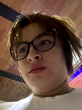 Liah ferrer online show from October 2, 2025, 11:50 am