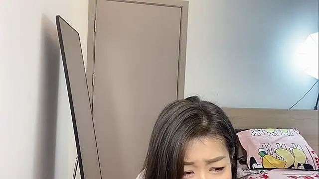 Bella-LL online show from March 2, 2025, 7:23 pm