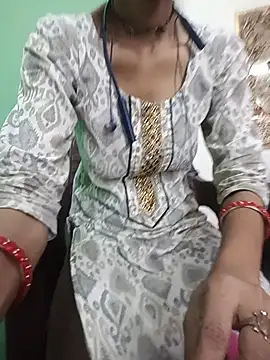 Snapshot of Aafreen_36 chatting on July 10, 2026, 2:27 am Aafreen 36 online show from July 10, 2026, 2:27 am
