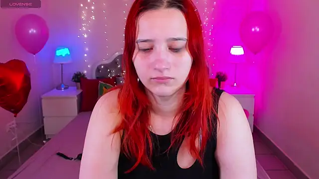 RachelPirce online show from February 11, 2025, 2:03 am