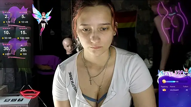 Snapshot of RachelPirce chatting on June 15, 2026, 1:02 pm RachelPirce online show from June 15, 2026, 1:02 pm