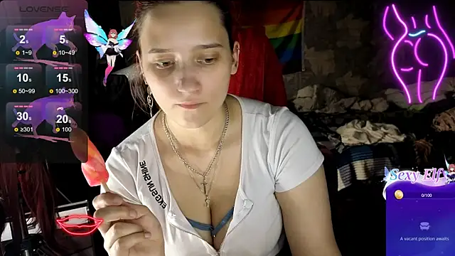 Snapshot of RachelPirce chatting on June 16, 2026, 2:19 pm RachelPirce online show from June 16, 2026, 2:19 pm