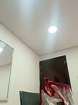 sasi luna online show from September 20, 2025, 1:56 pm