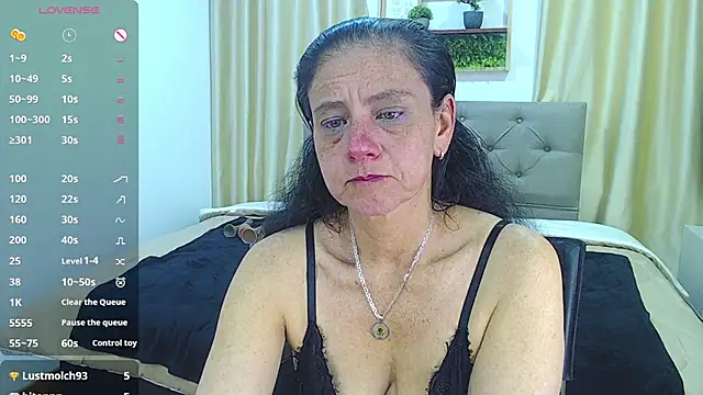 sasi luna online show from November 23, 2025, 4:45 am