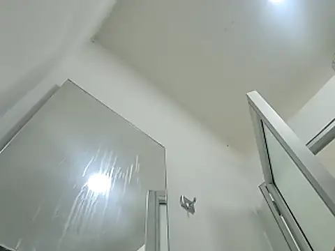 sasi luna online show from December 19, 2025, 2:02 pm