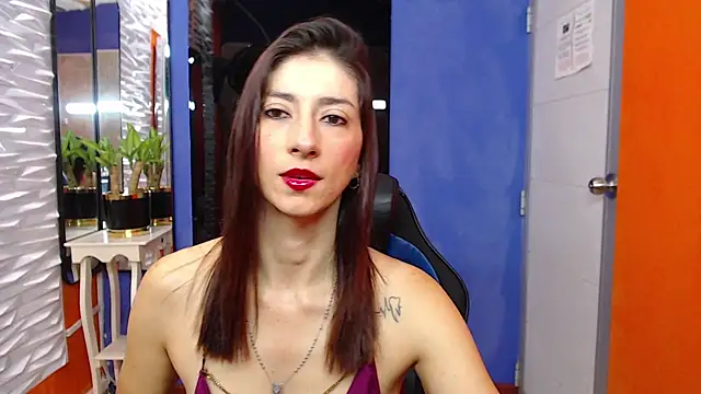 Snapshot of aitana_ag chatting on February 27, 2025, 12:34 pm aitana ag online show from February 27, 2025, 12:34 pm