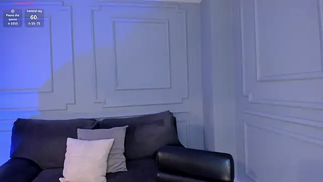 MiaFarrell  online show from November 2, 2025, 11:34 am