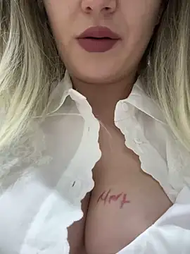 Snapshot of Gamzemm8888 chatting on January 12, 2025, 9:19 pm Gamzemm8888 online show from January 12, 2025, 9:19 pm