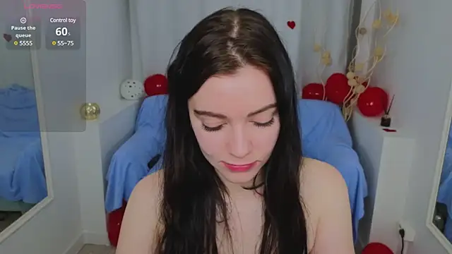 Lana  Cute  online show from February 12, 2025, 5:58 pm