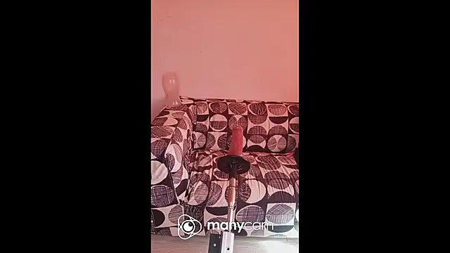 lunaxxxtreme online show from March 1, 2025, 12:01 pm