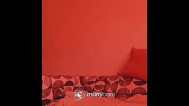 lunaxxxtreme online show from March 4, 2025, 11:08 am