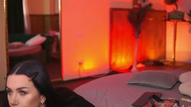 Snapshot of Jenna_Day chatting on February 17, 2025, 6:53 am Jenna Day online show from February 17, 2025, 6:53 am