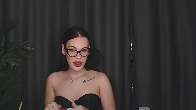 Cassie Bae online show from May 29, 2026, 1:09 pm