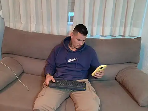 Snapshot of Geishastudios chatting on November 10, 2025, 9:25 pm Geishastudios online show from November 10, 2025, 9:25 pm