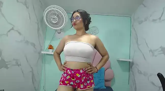 karime sexygirl online show from January 16, 2025, 8:25 pm