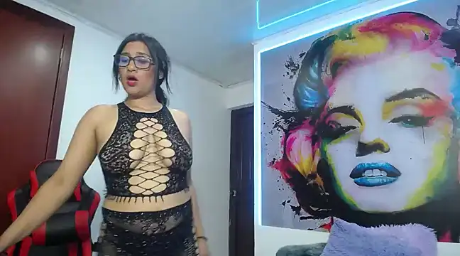 karime sexygirl online show from January 17, 2025, 7:27 pm