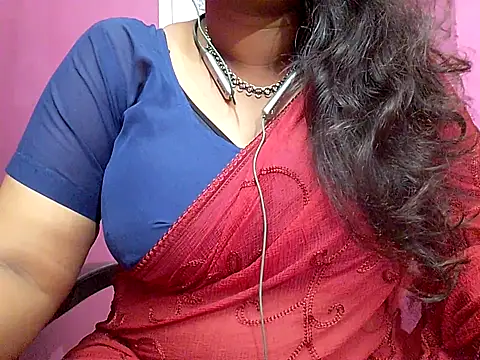 Snapshot of Tamilsathya2024 chatting on February 7, 2025, 6:02 pm Tamilsathya2024 online show from February 7, 2025, 6:02 pm