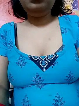 sunita-doll online show from October 14, 2025, 1:39 am