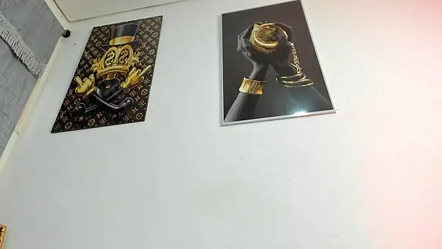 vincent carusso94 online show from November 15, 2025, 1:18 pm