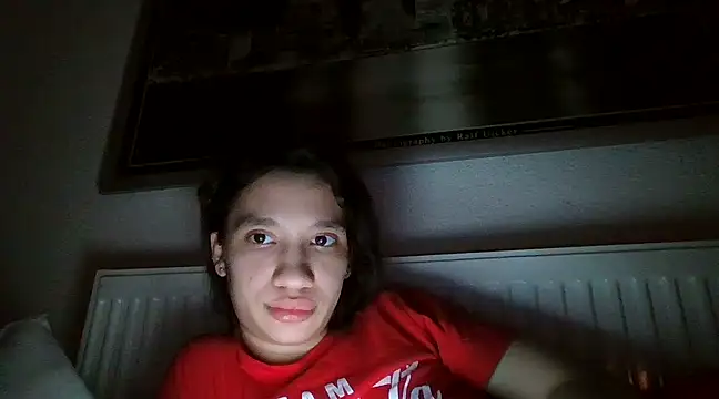 Snapshot of maiaandreea chatting on March 11, 2025, 12:44 am maiaandreea online show from March 11, 2025, 12:44 am