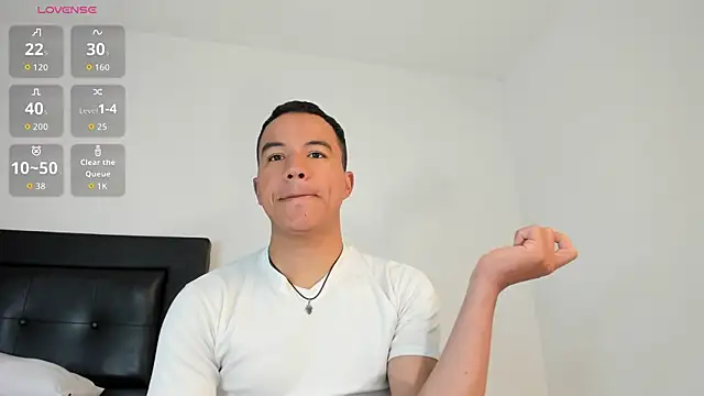 Snapshot of lucas_wellx chatting on July 14, 2026, 10:04 pm lucas wellx online show from July 14, 2026, 10:04 pm