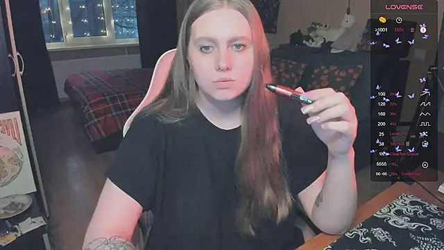 Alice Dreamgirl  online show from December 16, 2025, 1:05 pm