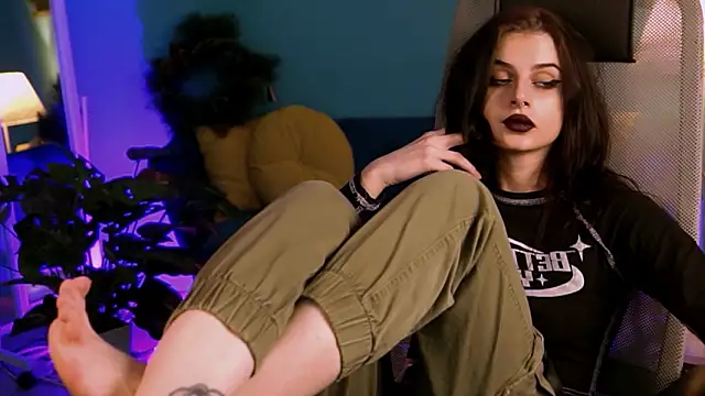 JadeCastle  online show from January 31, 2026, 7:45 pm