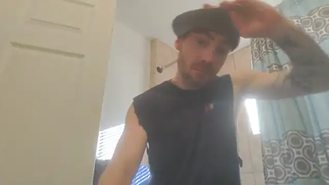 Huntzg23 online show from June 1, 2026, 2:41 pm