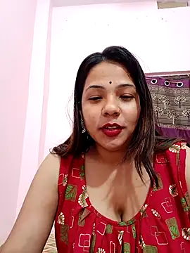 Snapshot of Hot-shot99 chatting on February 25, 2025, 6:53 pm Hot-shot99 online show from February 25, 2025, 6:53 pm