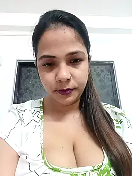 Snapshot of Hot-shot99 chatting on October 4, 2025, 5:33 pm Hot-shot99 online show from October 4, 2025, 5:33 pm