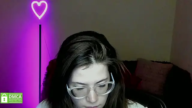 Alicia redfollow online show from February 9, 2025, 12:30 pm