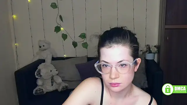 Alicia redfollow online show from February 12, 2025, 6:30 pm