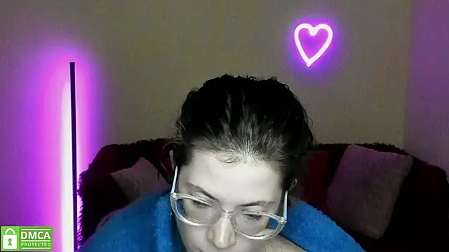 Alicia redfollow online show from March 6, 2025, 3:35 am